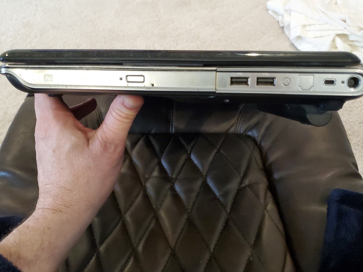 Altec Lansing HP Pavilion Entertainment PC dv7 – 3164cl Windows 7 – PARTS ONLY
