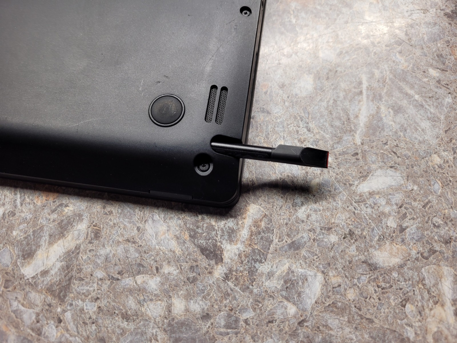 Lenovo ThinkPad Yoga 460 2in1 14″ i5-6200u – 8GB RAM 250GB SSD Win11 Ultrabook