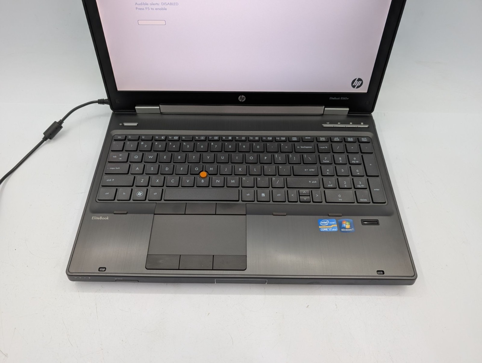 HP EliteBook 8560W 15.6″ Screen Intel Core i7-2720QM 2.20 GHz 8GB RAM Laptop