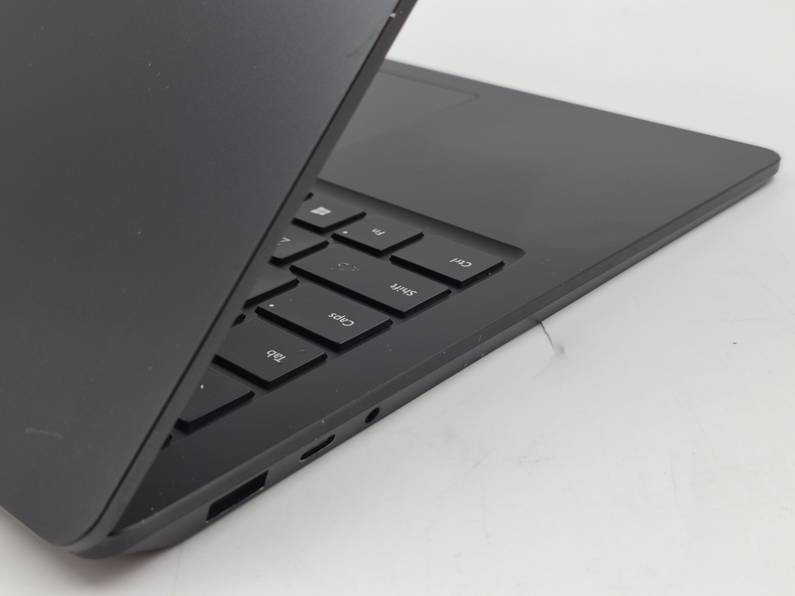 Microsoft Surface Laptop 3 i7-1065G7 1.30GHz 16GB RAM 256GB NVMe SSD Win 11 Pro