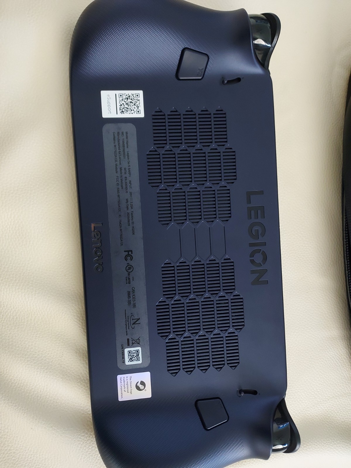 lenovo legion go S 8