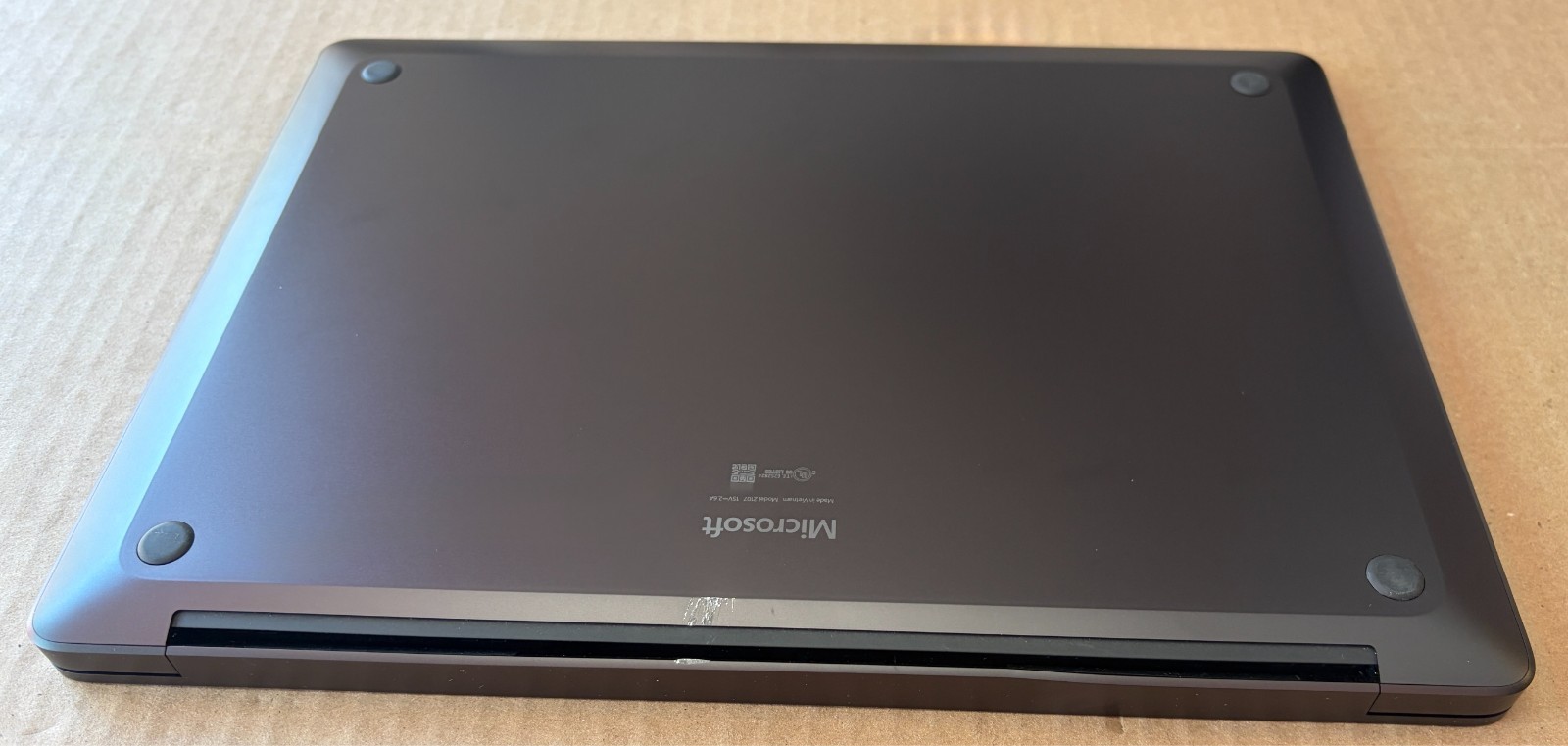 Microsoft Surface Laptop 8 13.8″ Touch Core Ultra 5-335 16GB 512GB Windows 11Pro