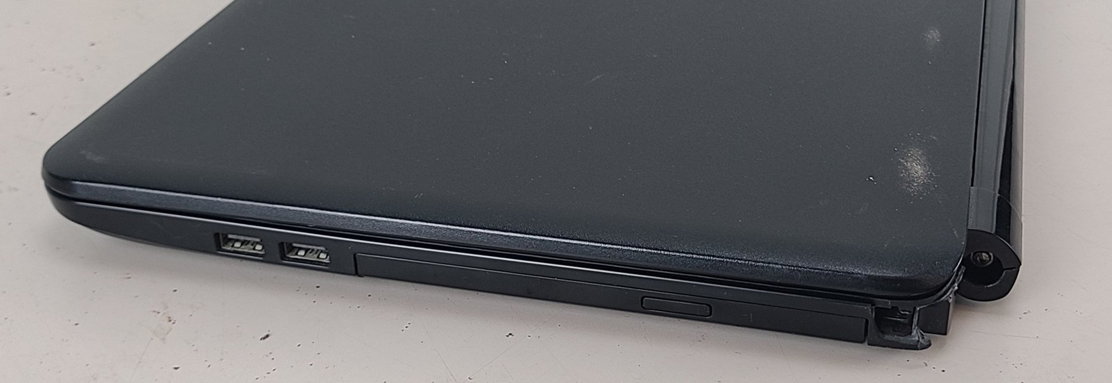 FOR PARTS HP 15 Notebook i3-5010U 6GB 750GB HDD BAD BATTERY/NO OS