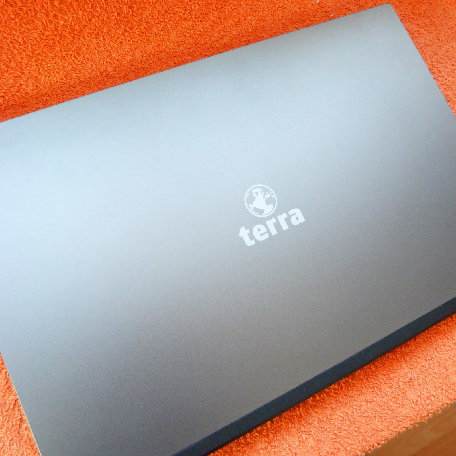 XL LOT Terra 1500 15″ FULLHD I HEXA Core AMD RYZEN 5 I SSD Windows 11 HDMI