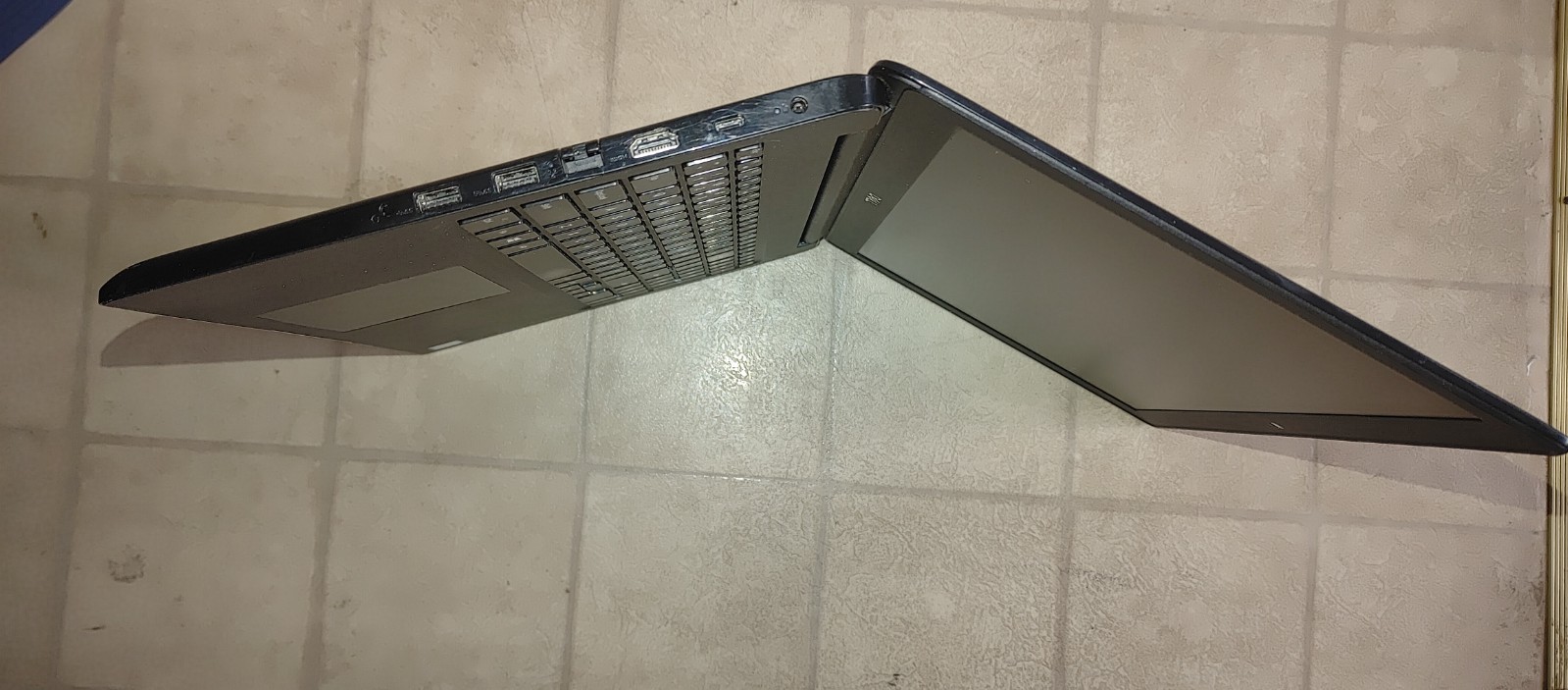Dell Latitude 3500 Intel Core i5-8265u 8th Gen 1080p laptop Parts Repair