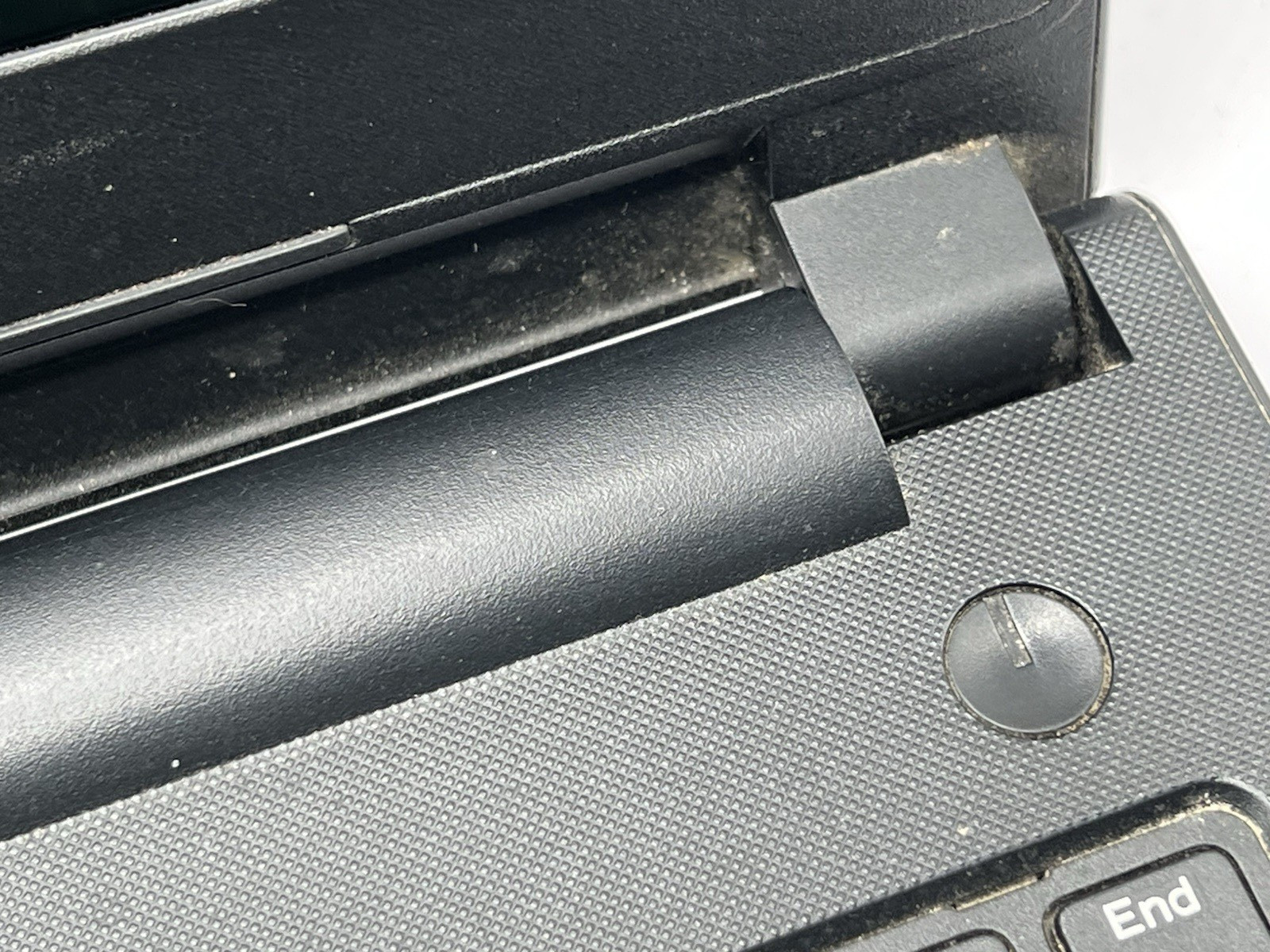 Dell Inspiron 5566, i7-7500U CPU, @ 2.70GHz, 8GB RAM-No HDD/OS/Adapter
