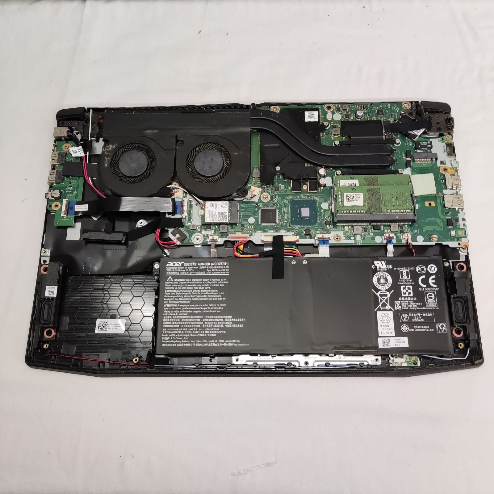 ACER NITRO 5 N17C1 GAMING LAPTOP COMPUTER NVIDIA GEFORCE GTX 8GB RAM FOR PARTS