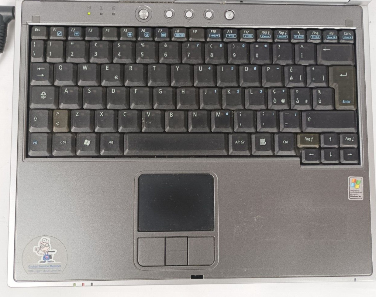 Asus S1300N Notebook PC Pentium M 1500mhz 120mb ram 40gb HDD Firewire Windows Xp