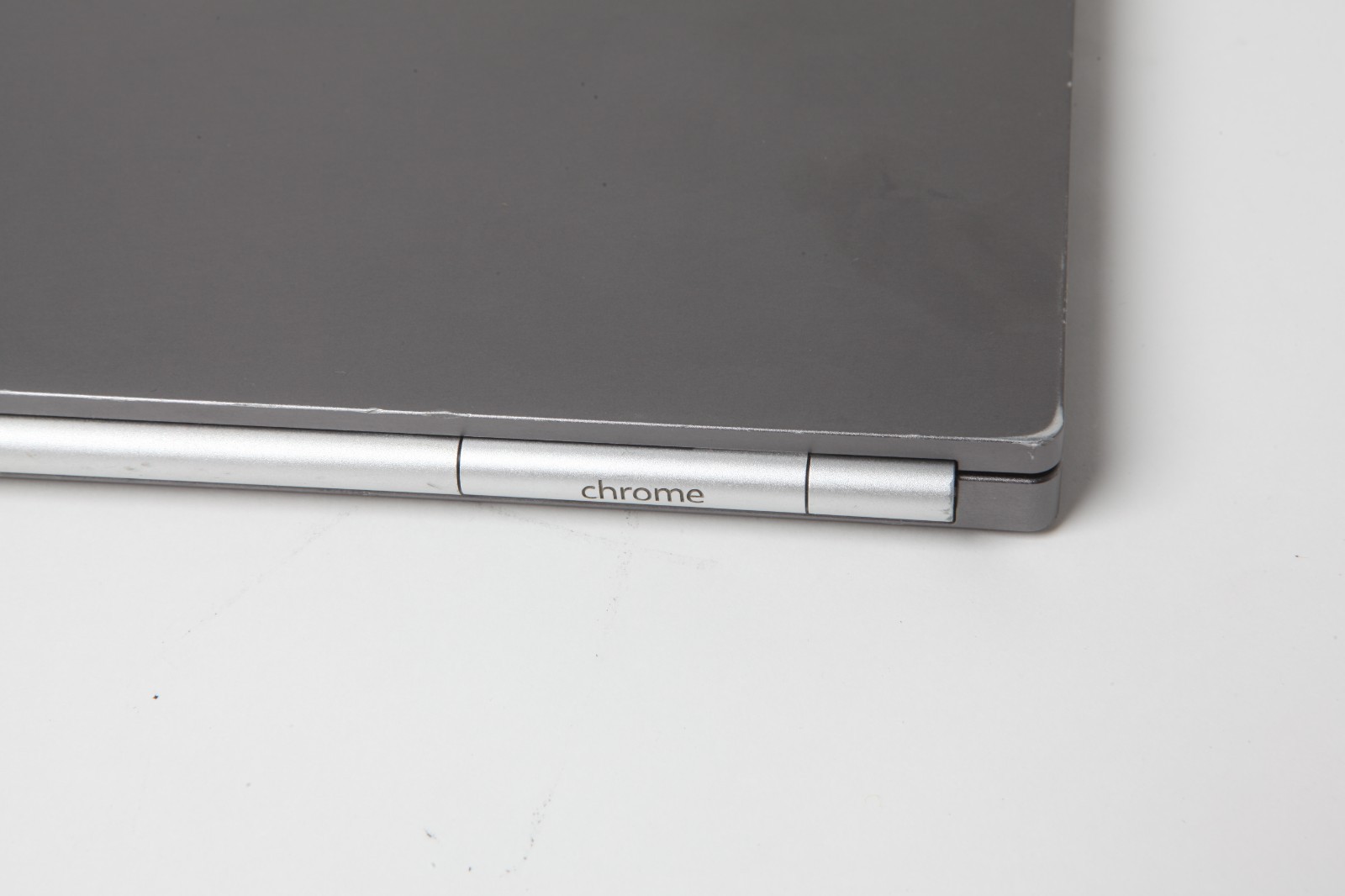 2013 Chromebook Pixel CB001 LTE, premium/high-end Chromebook – Good Condition