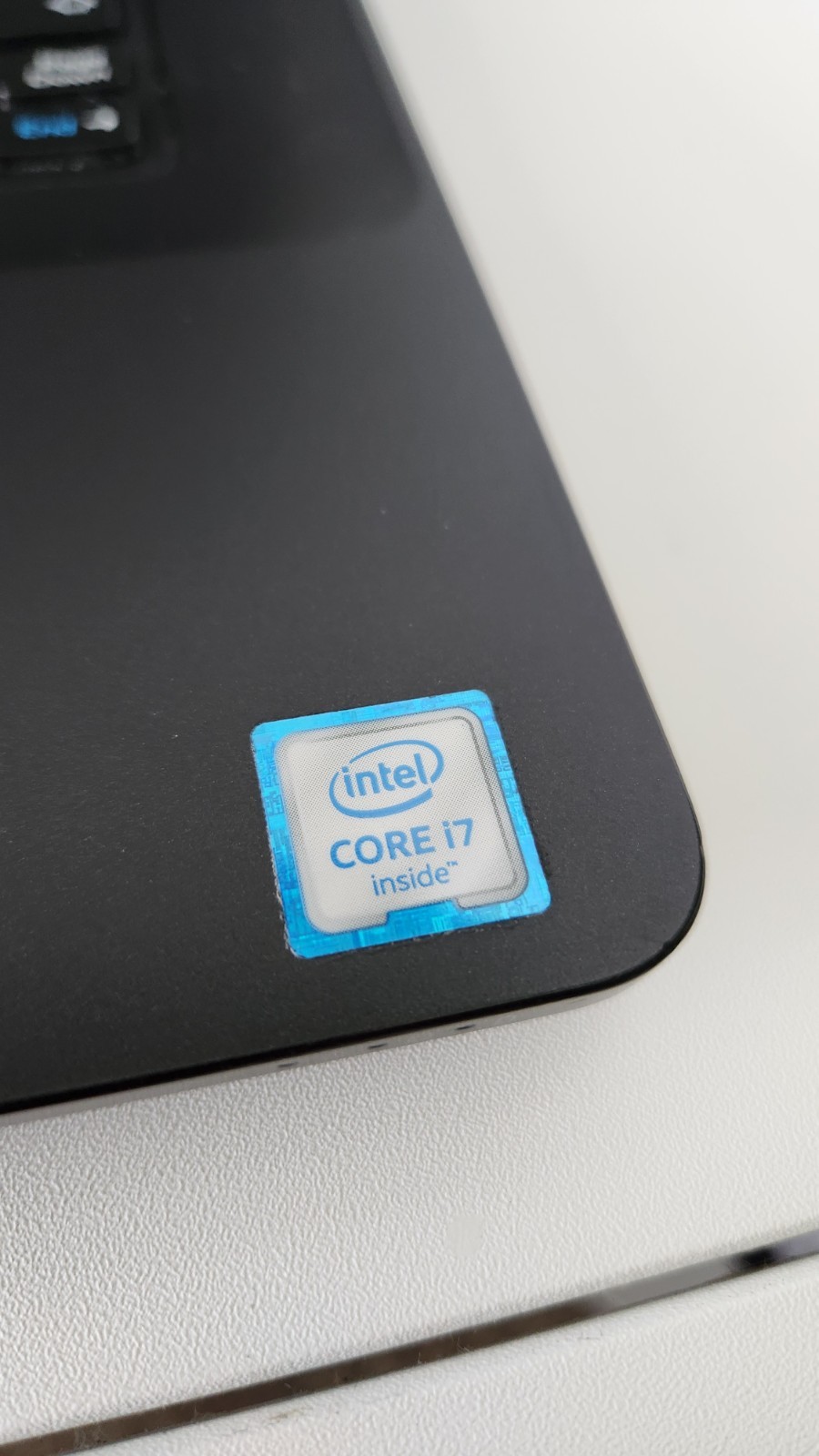 Dell Latitude E5470 14″ Laptop i7-6820HQ 4GB RAM No HDD/SSD BOOTS TO BIOS