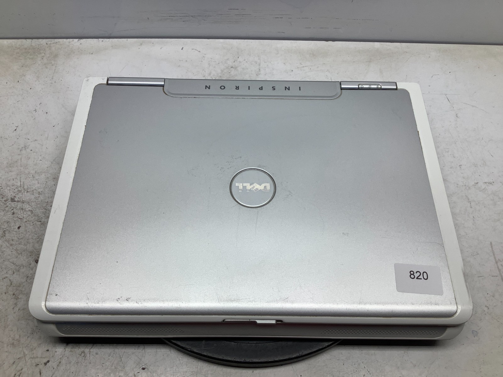 Dell Inspiron 1501 AMD Athlon 64 X2 TK-53 1.7GHz 1 GB NO HDD