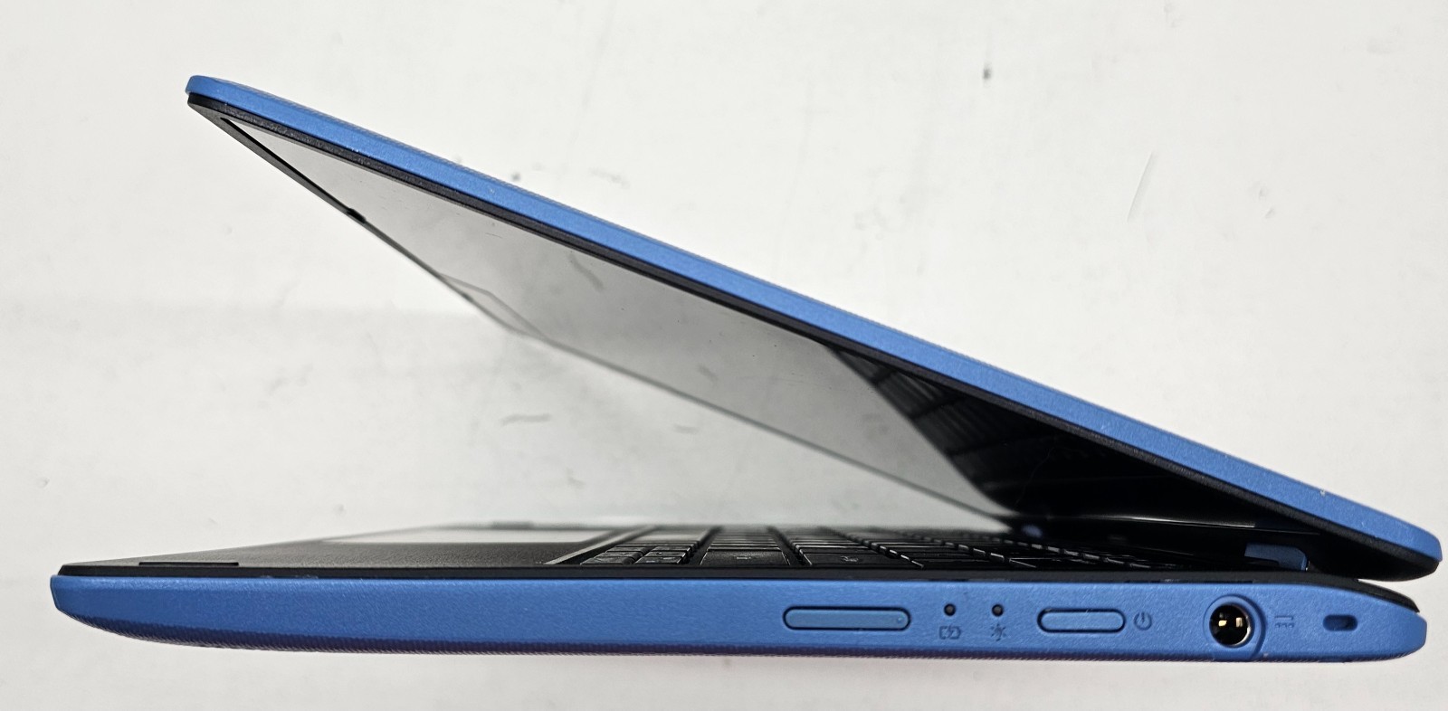 Acer Aspire R11 R3-131T-P3NN Laptop Intel Pentium NO RAM/HD/OS/POWER (FL)