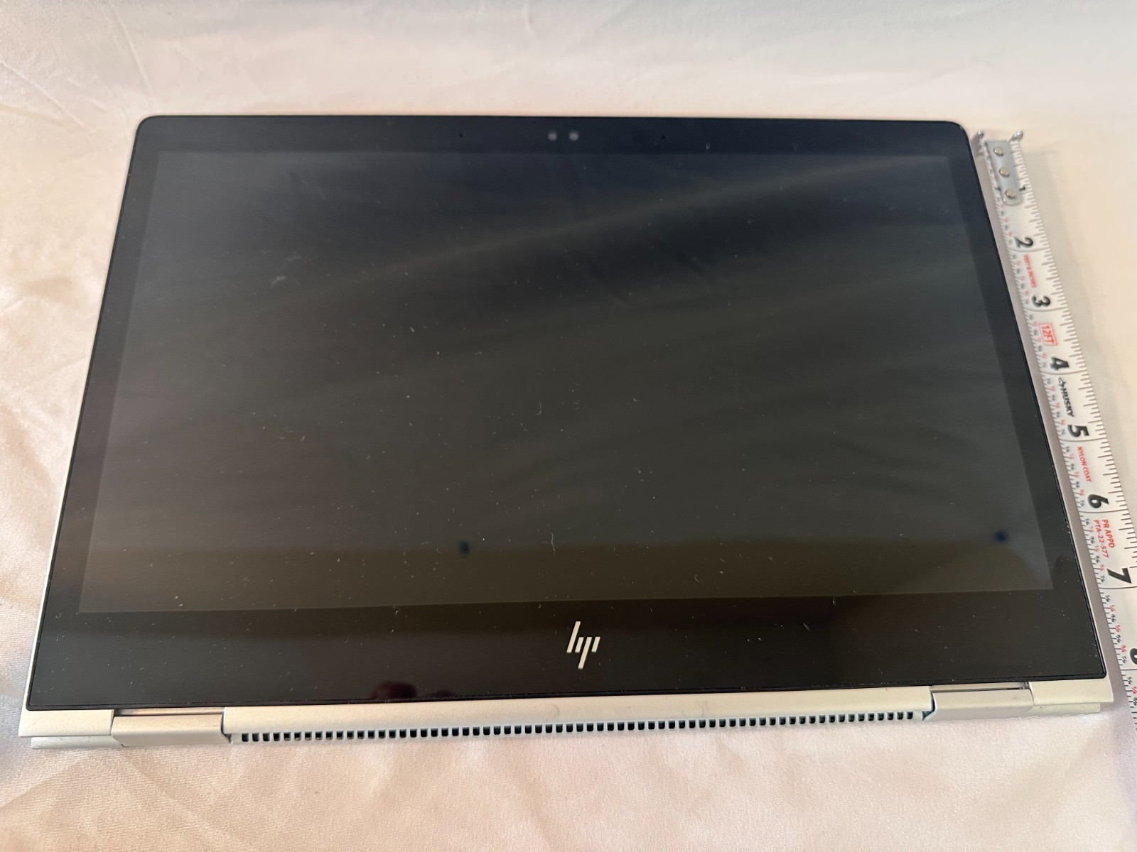 HP EliteBook X360 1030 G2 13.3″ Touchscreen i7-7600U 512GB SSD 16 GB RAM Win 11P