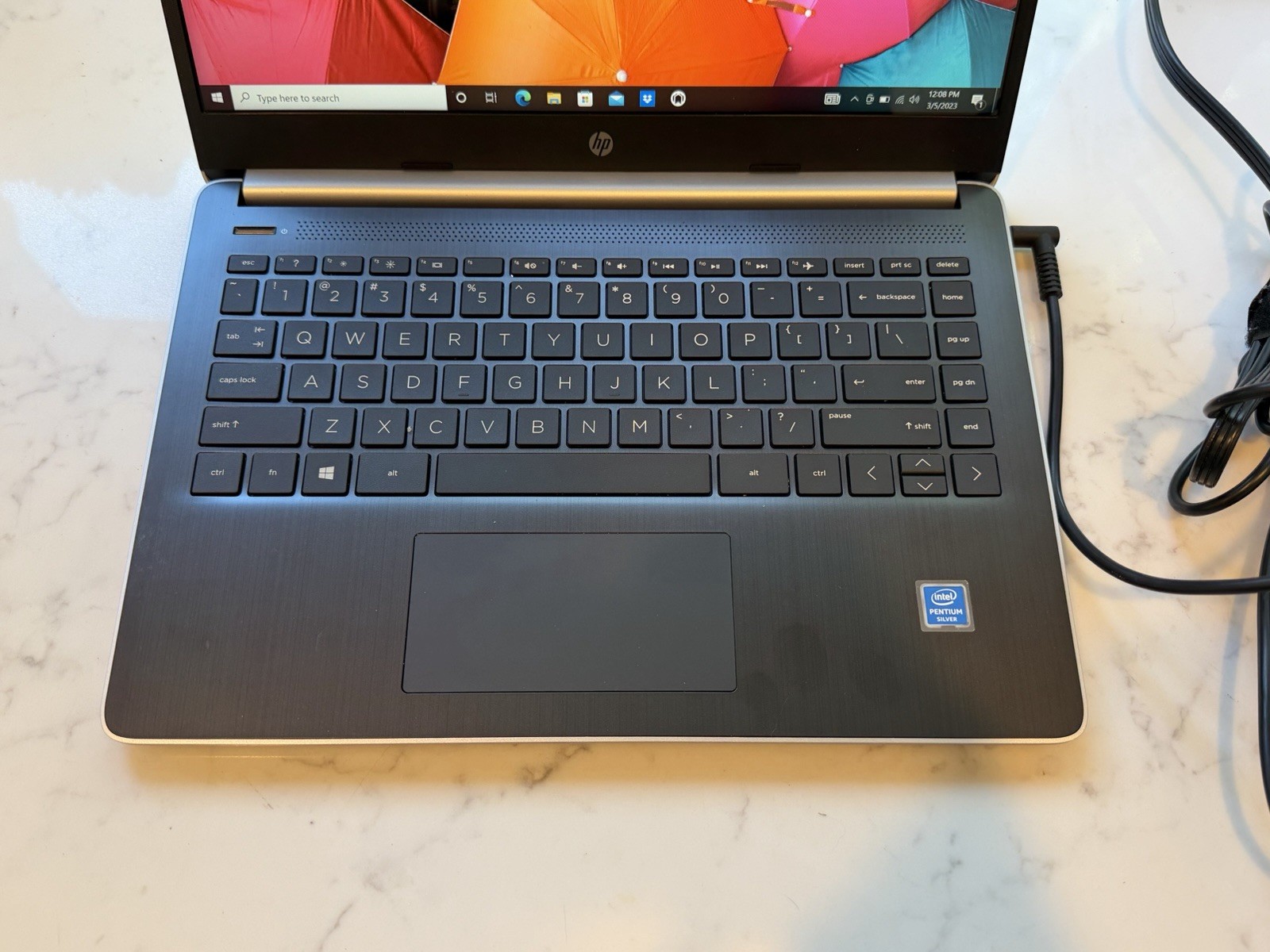 HP 14-dq0005cl 14″ FHD IPS Laptop Intel Pentium Silver N5000 4GB 64GB eMMC Win10