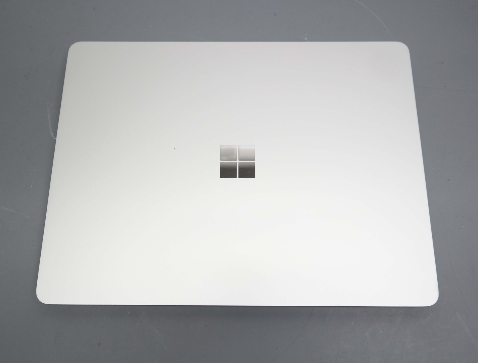 Microsoft Surface Laptop 13″ 1st Gen Copilot+ PC Snapdragon X Plus 16GB
