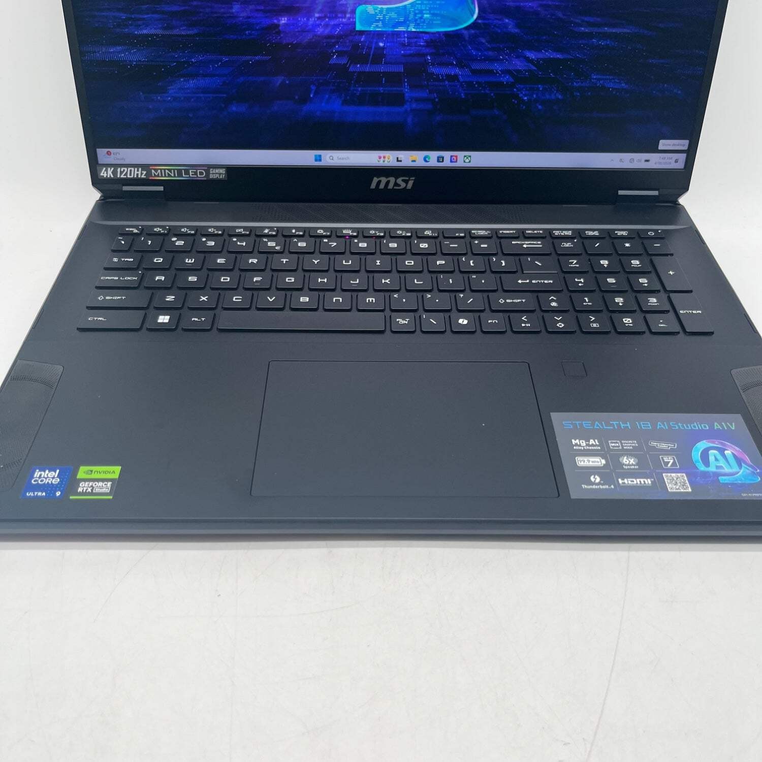 MSI Stealth 18 Core Ultra 9 185H 2.5GHz 32GB RAM 1TB SSD GeForce RTX 4080