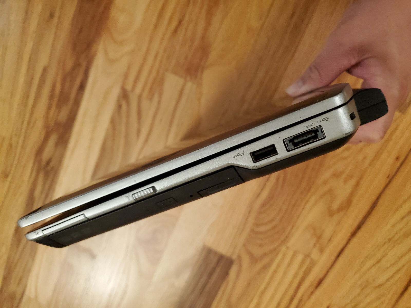 Dell’s Latitude E6330 | 2GB RAM | 500GB Hard Drive