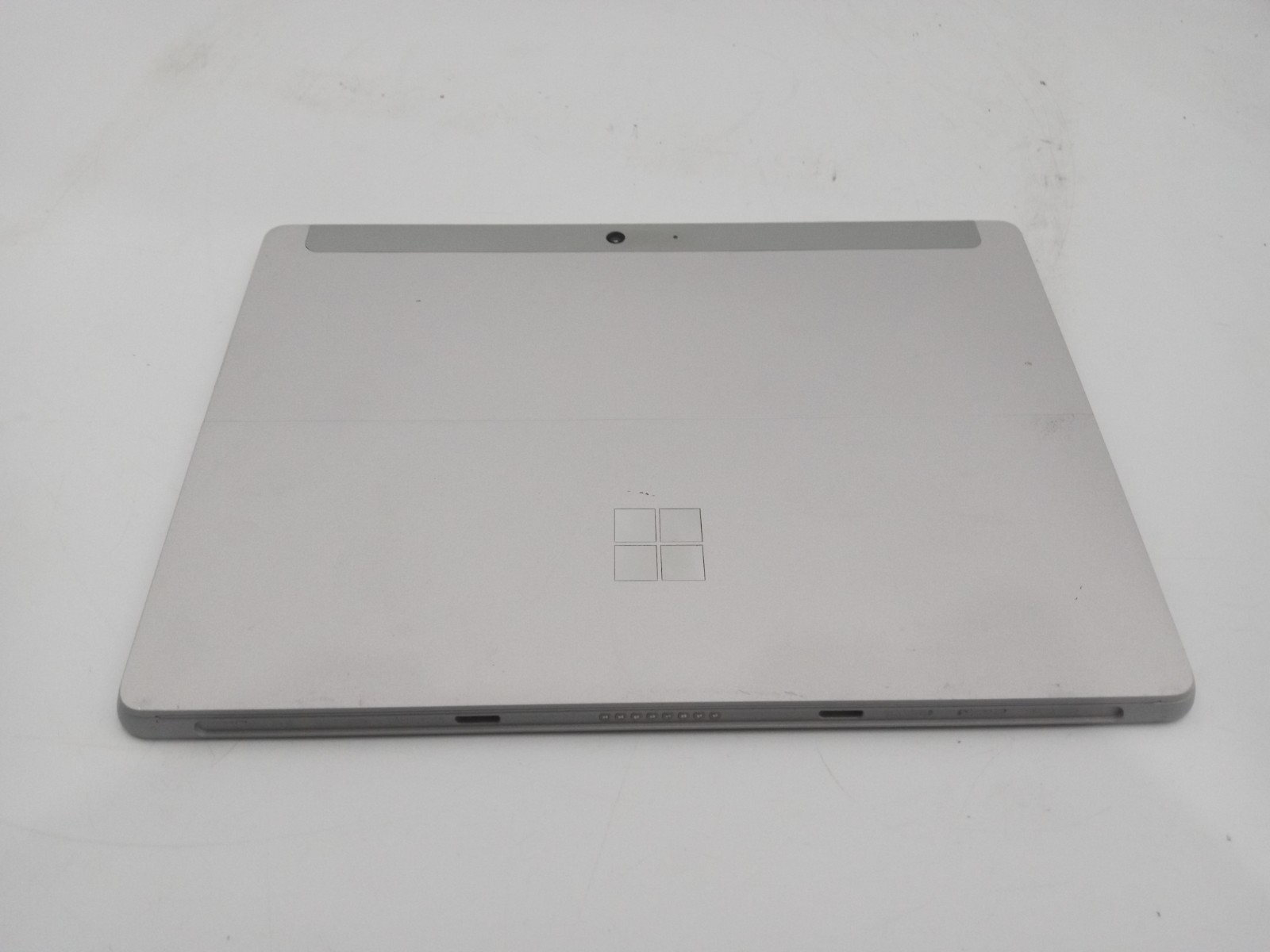 Microsoft Surface Go 3 10.5″ Touch i3-10100Y 8GB RAM 256GB SSD W11 -READ -RR