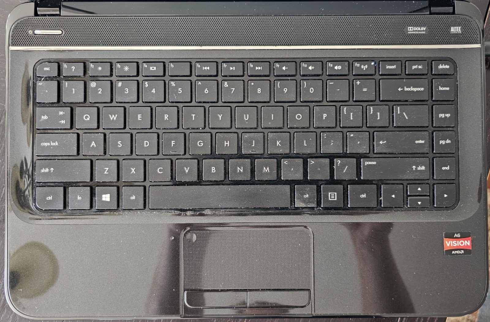 HP Pavilion g4 Notebook PC AMD A6-4400M APU with Radeon(tm) HD Graphics, 2700MHz