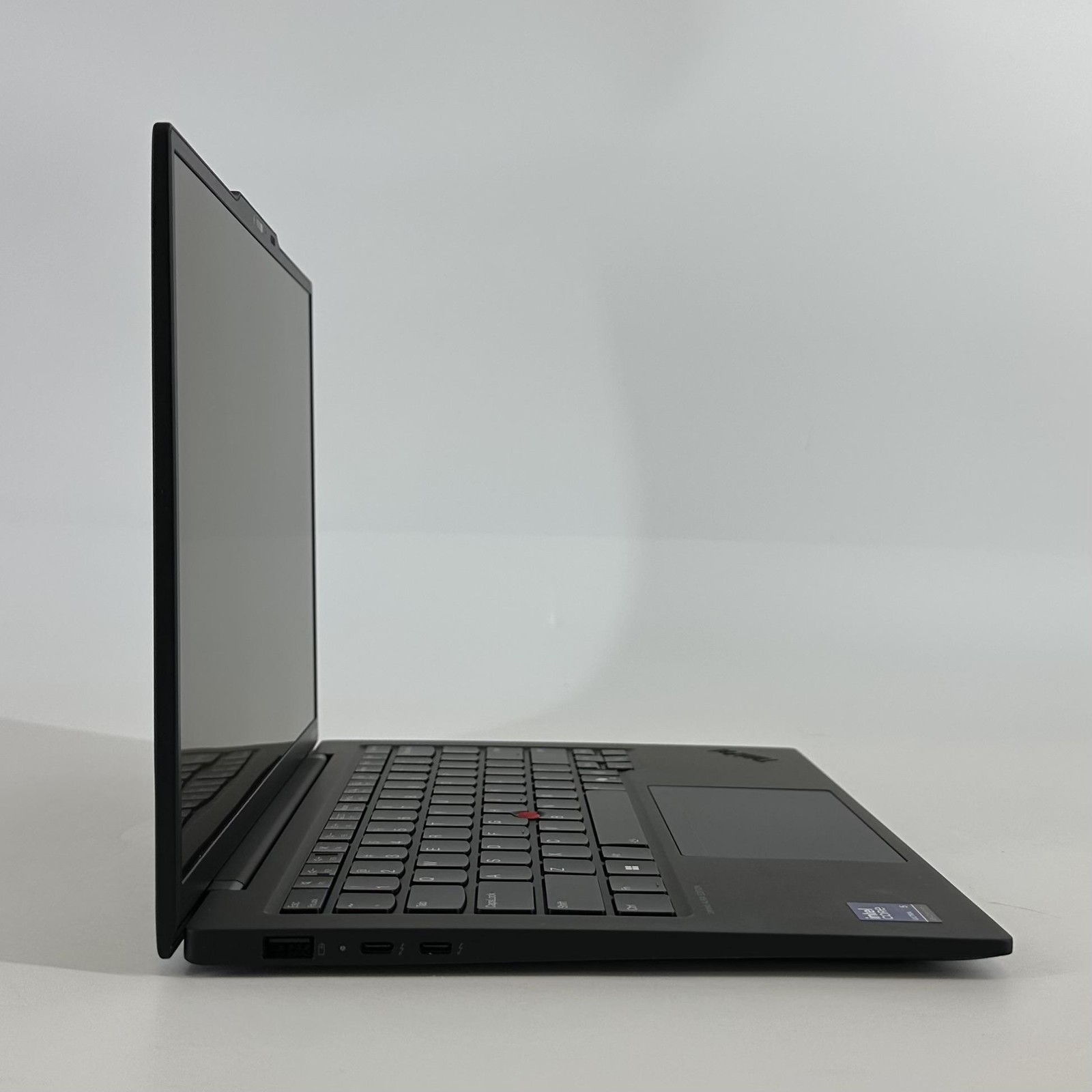 Lenovo ThinkPad X1 Carbon Gen 13 14 QHD+ TOUCH 1.5 GHz Ultra 5 225U 16GB 512GB