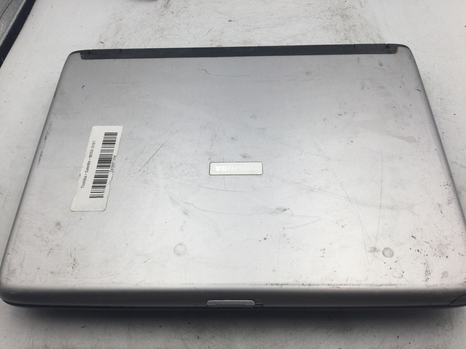 TOSHIBA SATELLITE M35X-S161 – BOOTS TO BIOS – NO RAM – INTEL CELERON – READ – BB