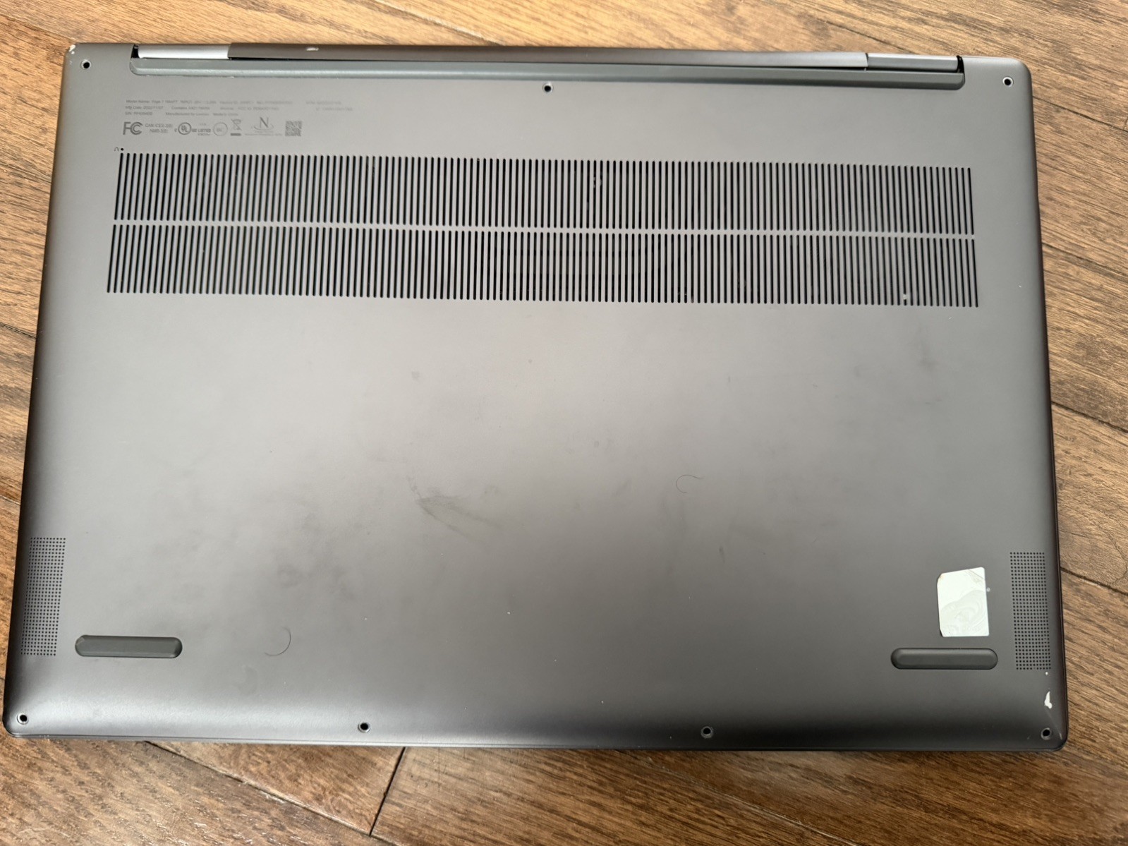 FOR PARTS NOT WORKING – Lenovo Yoga 7 16IAP7 16″ (256GB SSD Intel i5 8GB)