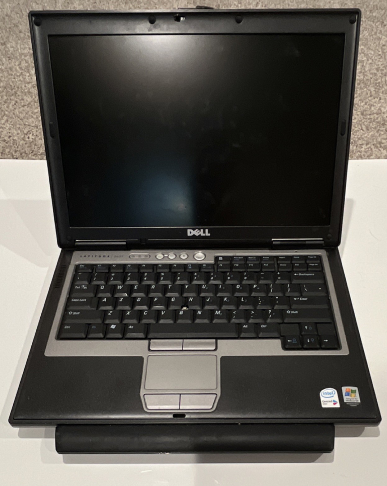 Dell Latitude D620 Laptop with docking station and original papers ‘still runs’