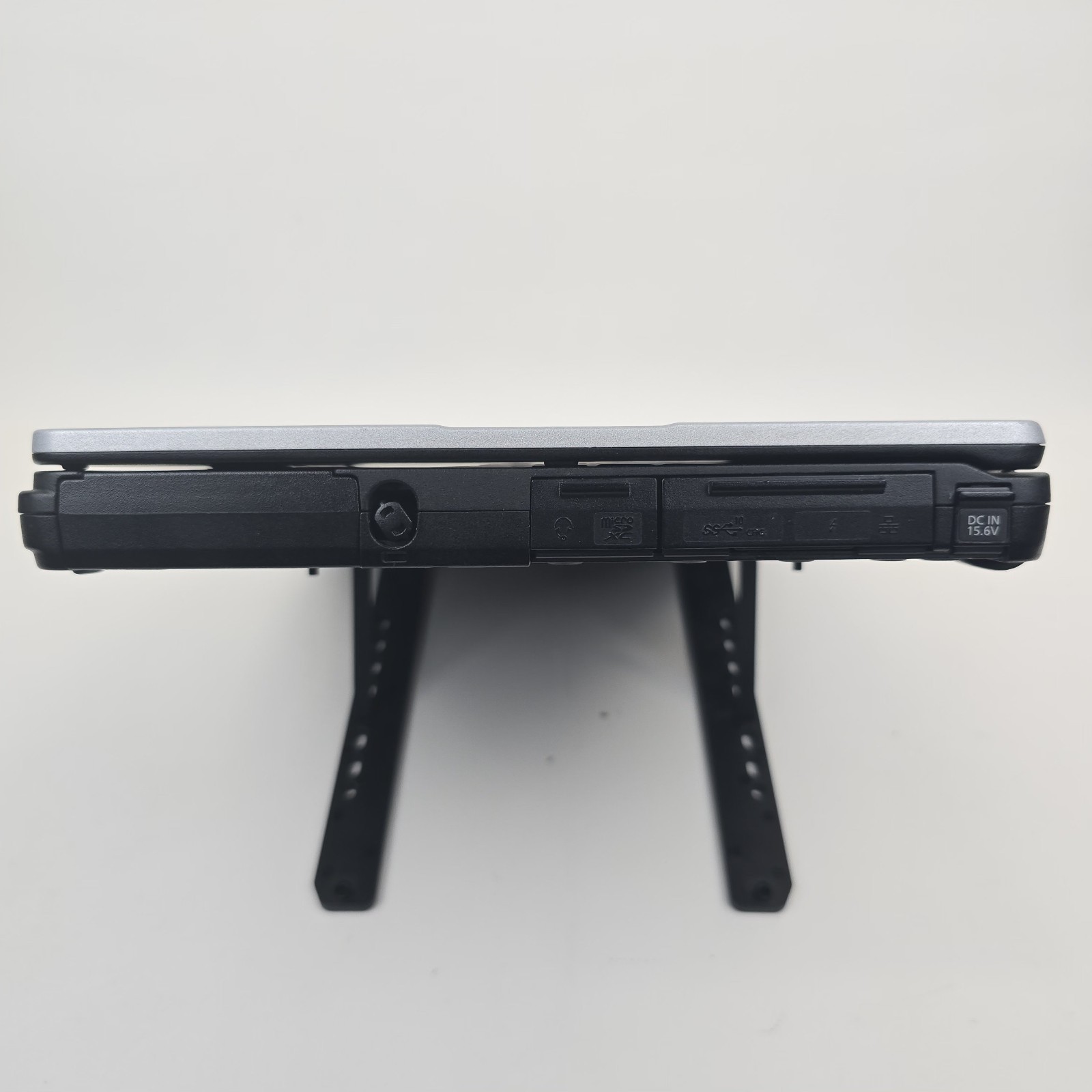 Panasonic Toughbook FZ55 MK2 FHD Touch I7-1185G7 16GB 512 NO OS/AC