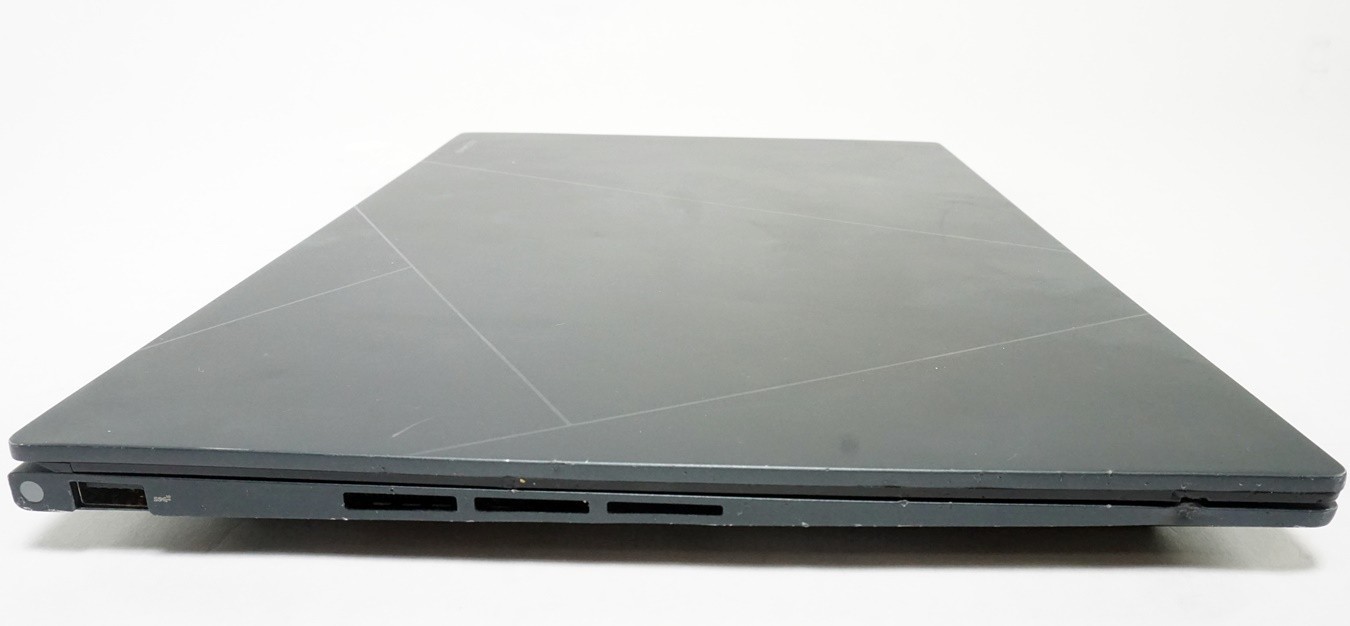 ASUS Zenbook 14X OLED UX3404 Touch 14.5″ i5-13500H 2.6GHz 8GB RAM 512GB SSD