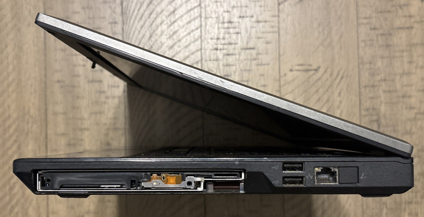 Dell Latitude E5410 Intel i3 P06G Laptop/NoteBook computer PC