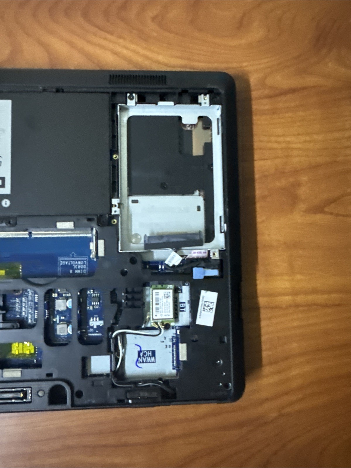 Dell Latitude E5450 i3-5010U 4GB RAM Laptop No HDD No OS Bad Battery No Charger