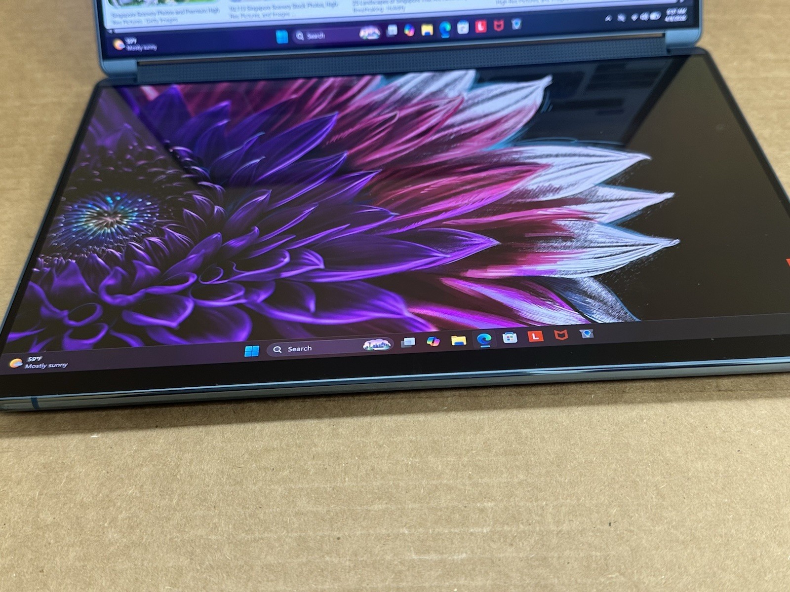 Lenovo Yoga Book 9i 13IMU9 Ultra7 155U 1.7GHz 16GB 1TB 13.3″2.8KOLED 83FF0000US