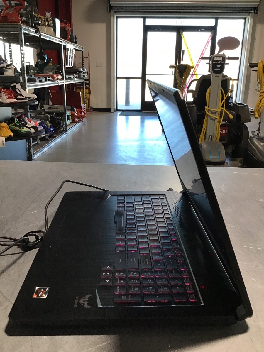 ASUS FX705DT (read description) (battery or power supply not working (ALS022776)