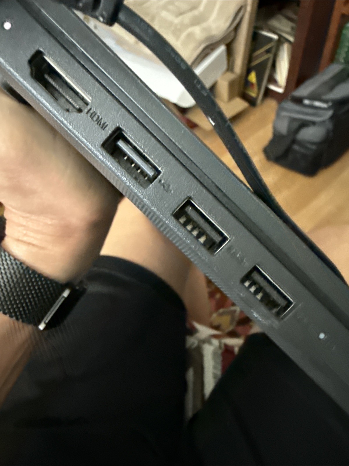 Lenovo IdeaPad 3 14″ Laptop – Intel Pentium Gold – 128GB SSD Win 10 Works Great