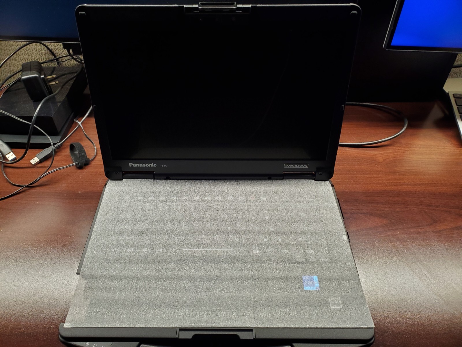 Panasonic Toughbook 55 MK2 14” (512GB SSD Intel Core i7-1185G7 3GHz 32GB RAM)