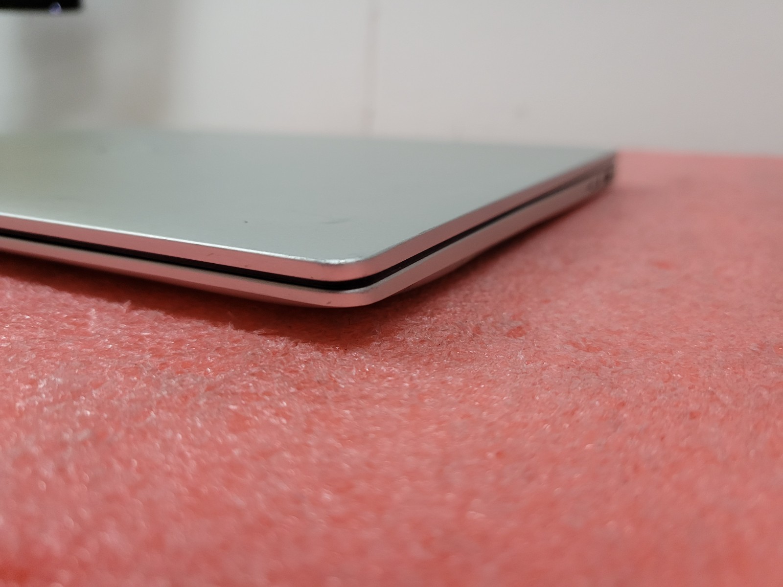Dell Inspiron 7391 i5-10210U 8GB RAM *AS IS/No HDD/No OS* *Poor Battery* | LP501