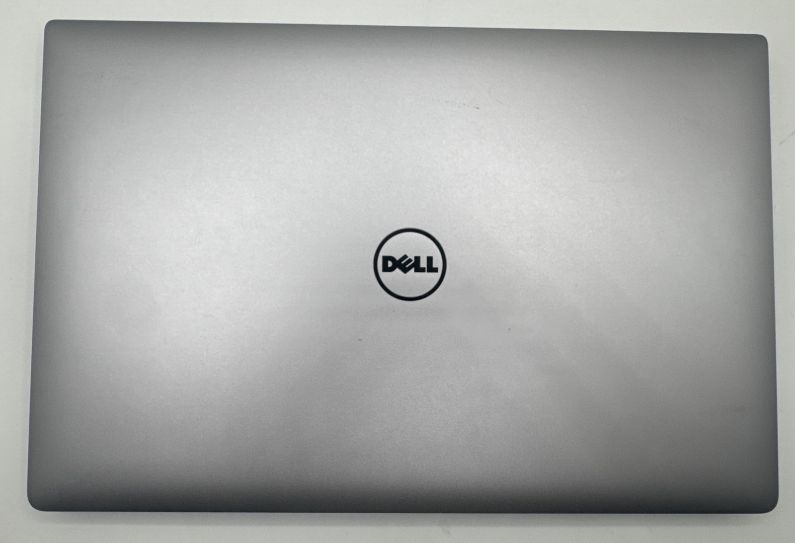 DELL PRECISION 5520 | XEON E-1505M V6 | 1TB 32GB | Win 11Pro-Excellent Battery!