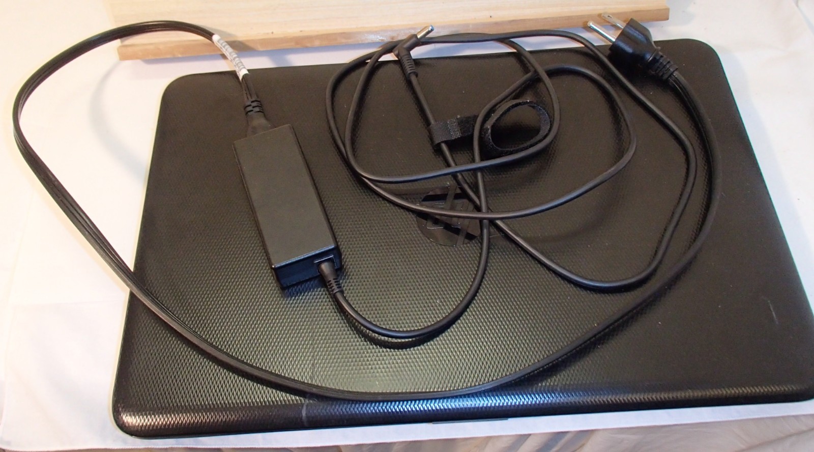 HP Notebook TPN-C125 Intel Core i5 Laptop Computer