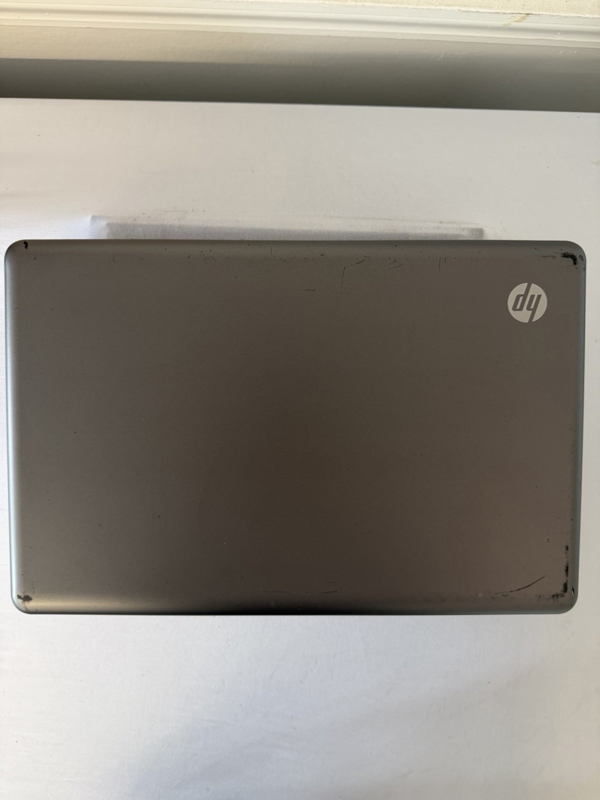 HP Notebook 2000-369wm Laptop – Good Screen – AMD E-450 – RAM 4 GB – Read Des