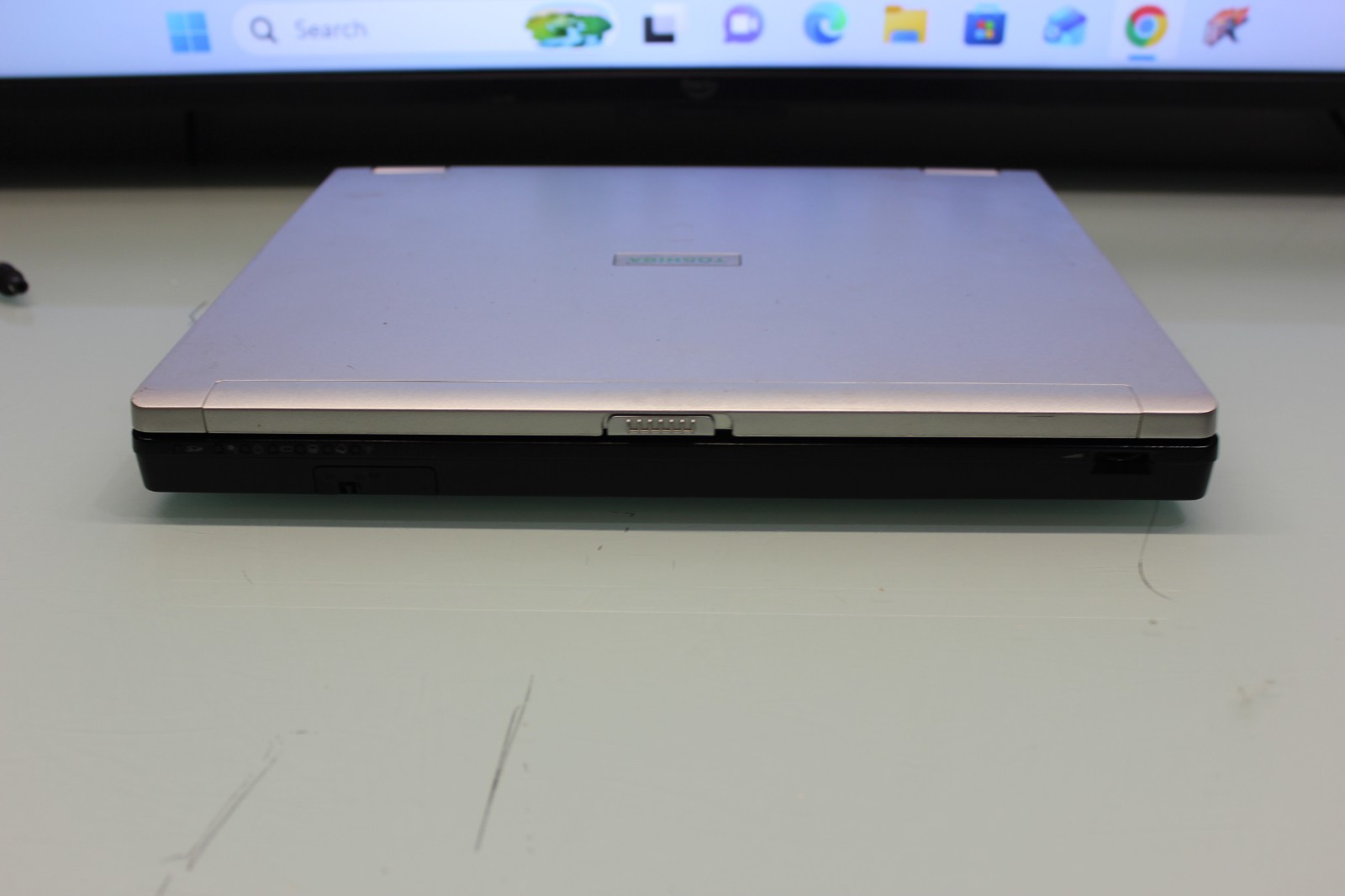 #57 Toshiba Tecra M3 CENTRINO @1.73GHZ 2GB RAM 40 GB HDD WINDOWS XP