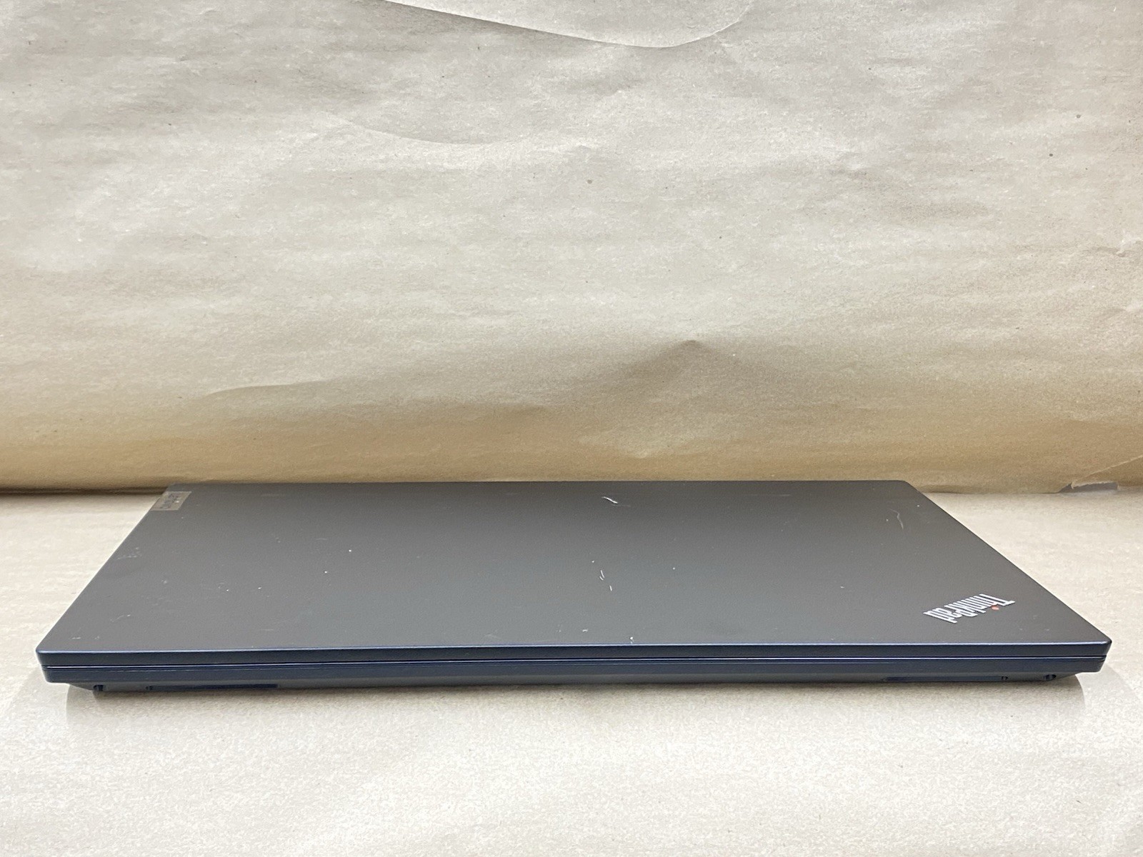 Lenovo E15 – 15.5″ 1920×1080 – i7-1255U – 16GB – 256GB SSD – Win 11 Pro – READ