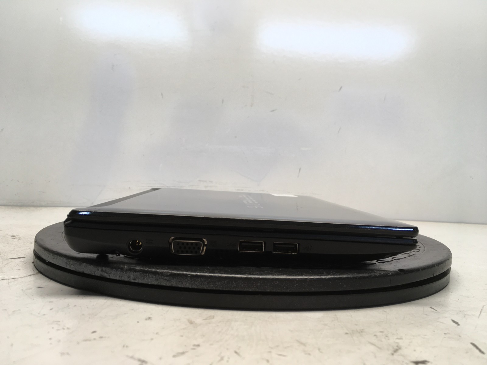 Acer Aspire One D255-2331 Intel Atom N450 1.66GHz 1 GB NO HDD