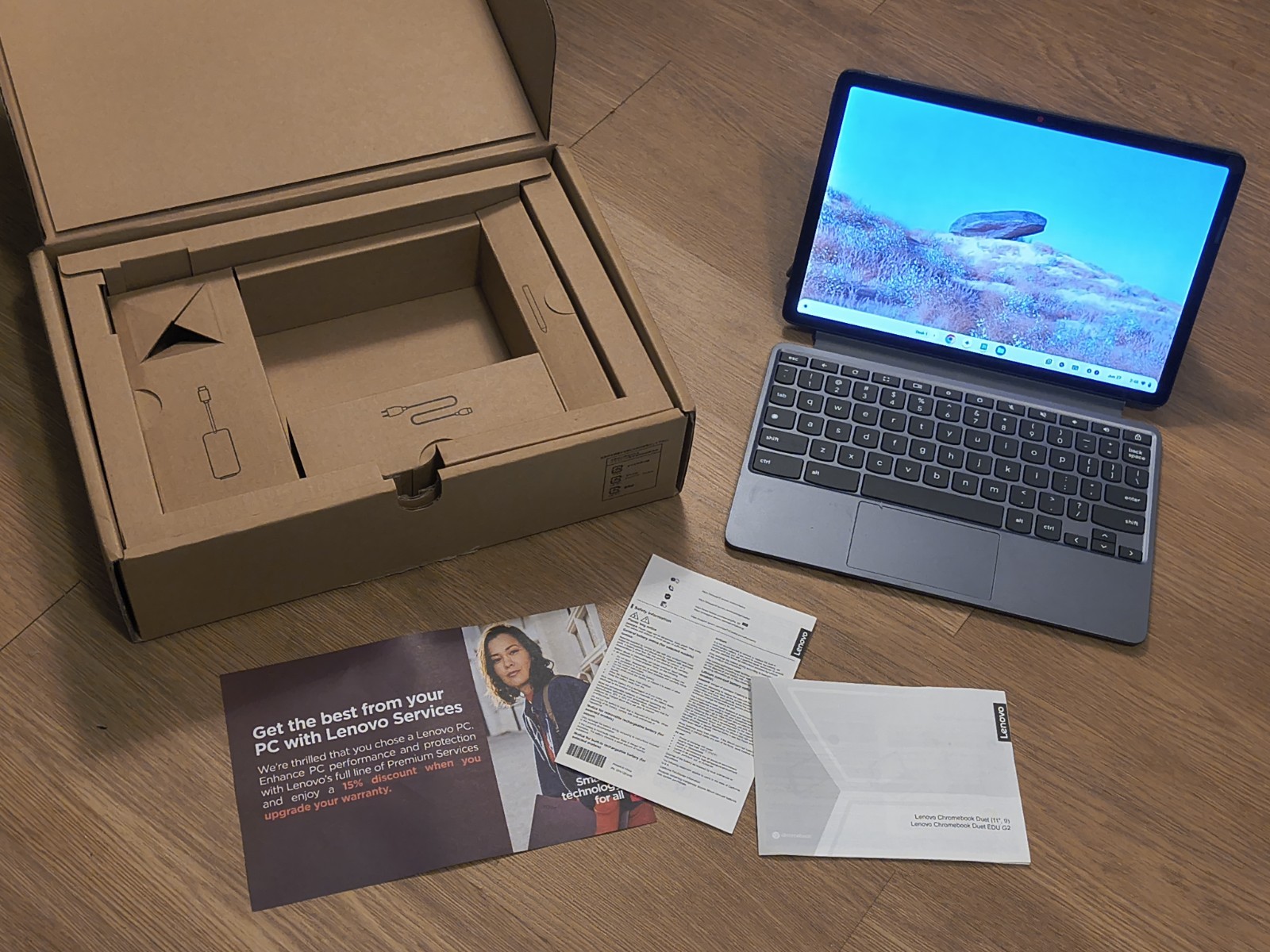 Lenovo – Duet 2-in-1 Chromebook 11″ 2K LCD Touchscreen Laptop