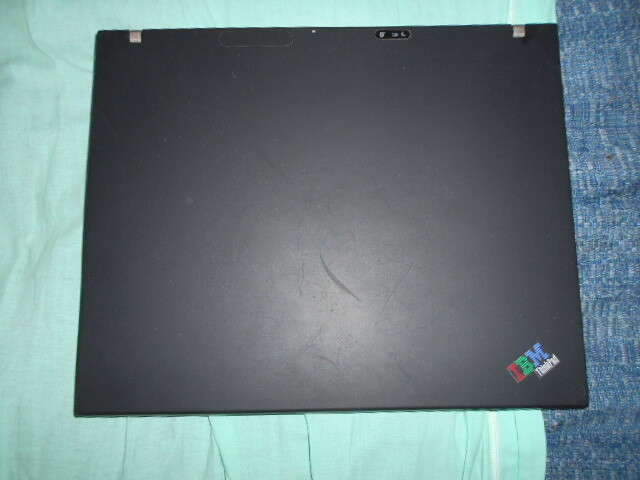 IBM THINKPAD T43 2668 14.1″ NOTEBOOK, SOLD AS NOT WORKING