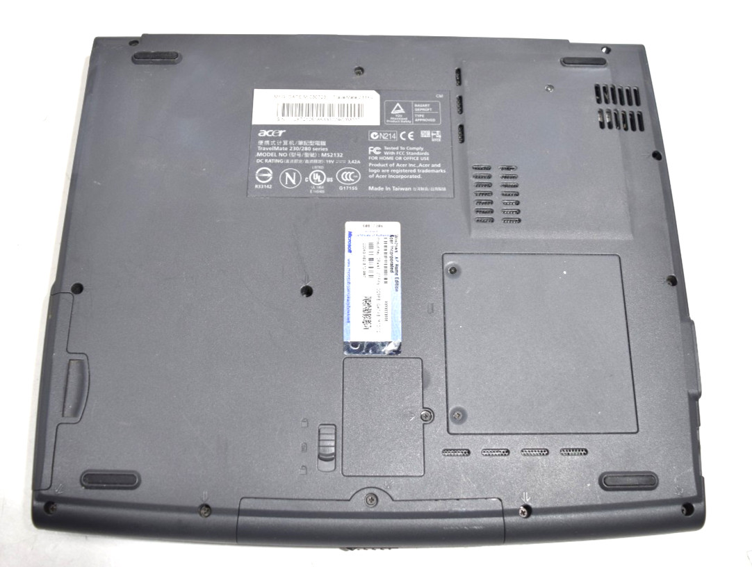 Acer TravelMate 230 Laptop 2003 2.0GHz 1GB RAM/60GB HDD/DVD/Floppy/XP SP3