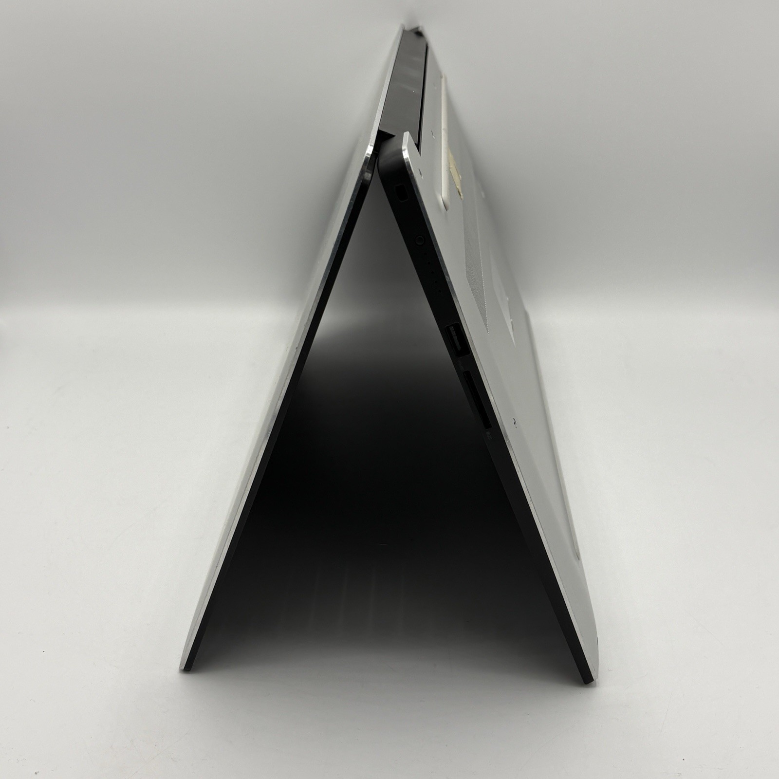 Dell XPS 7590, Gaming GTX 1650, i7-9750H, 16GB 512GB NVMe, Win 11 Pro