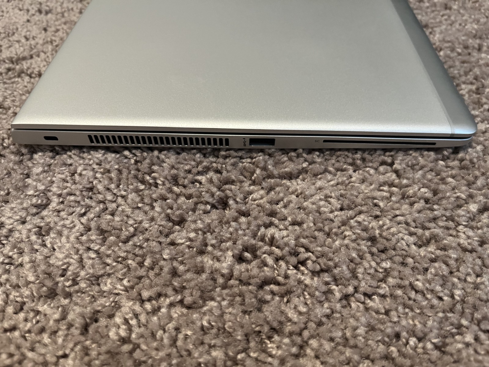 HP Elitebook 840 G5 14″ 256GB, Intel Quad-Core i5-8250U, 1.6 GHz, 16GB