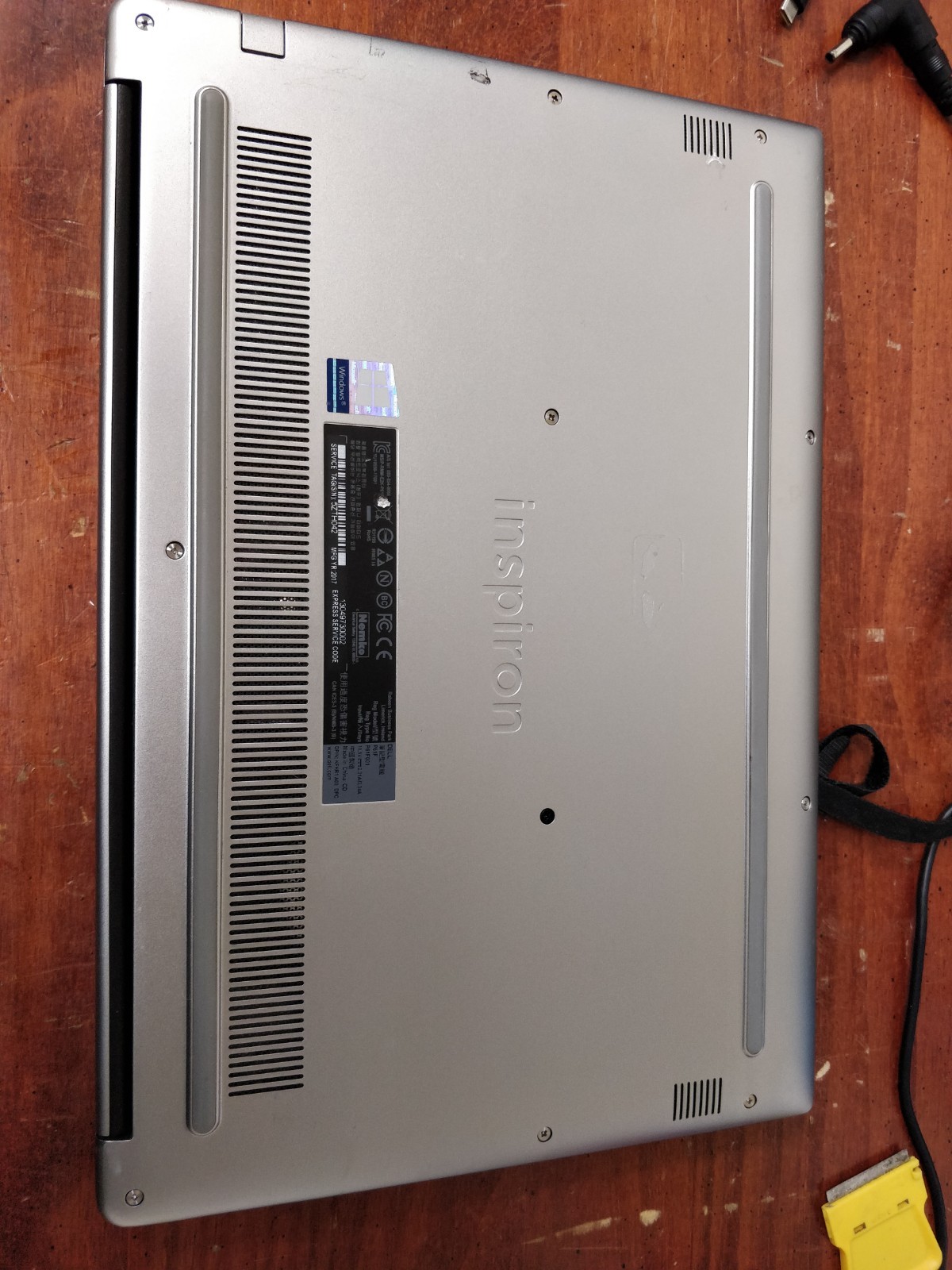 Dell Inspiron 15 7560 INTEL CORE I7-7500U@2.70GHz 8GBRAM NO DRIVE PARTS 8862