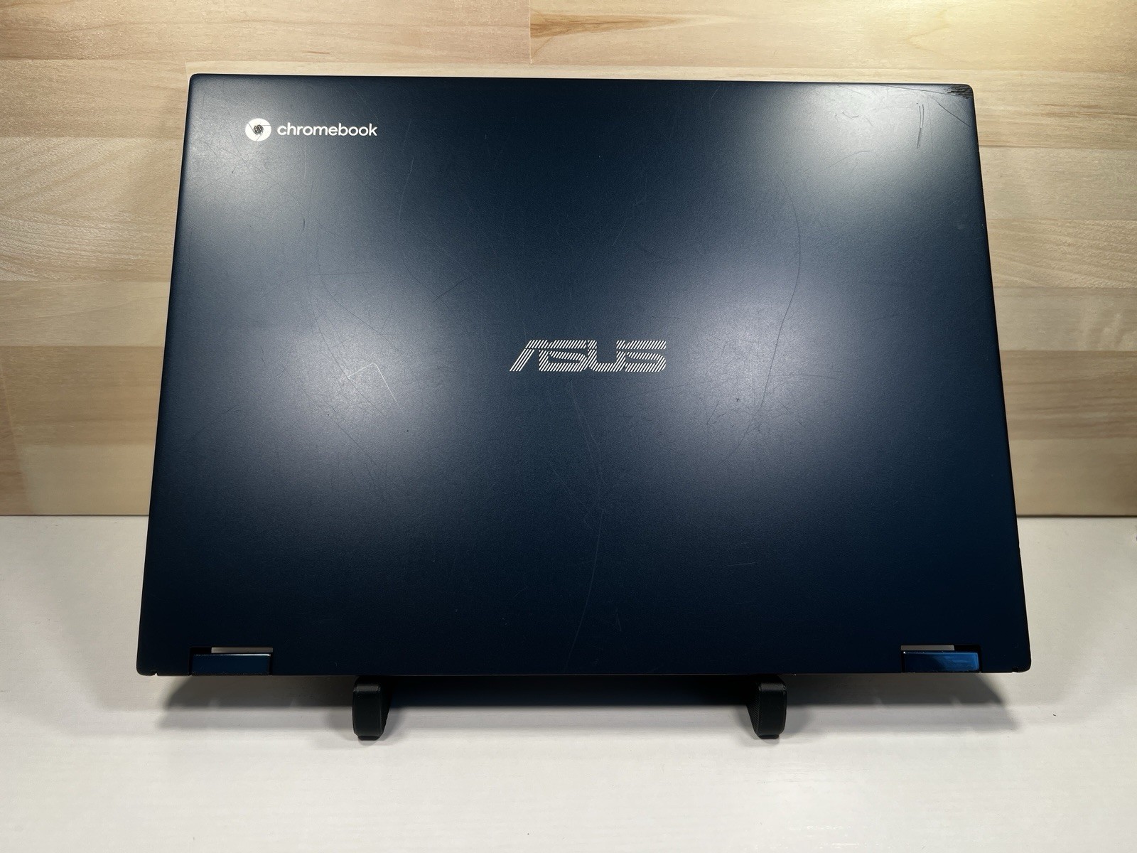 ASUS Chromebook Plus 2-in-1 Touch 14″ CM3401FF AMD Ryzen 3 7320C 8GB 128GB SSD