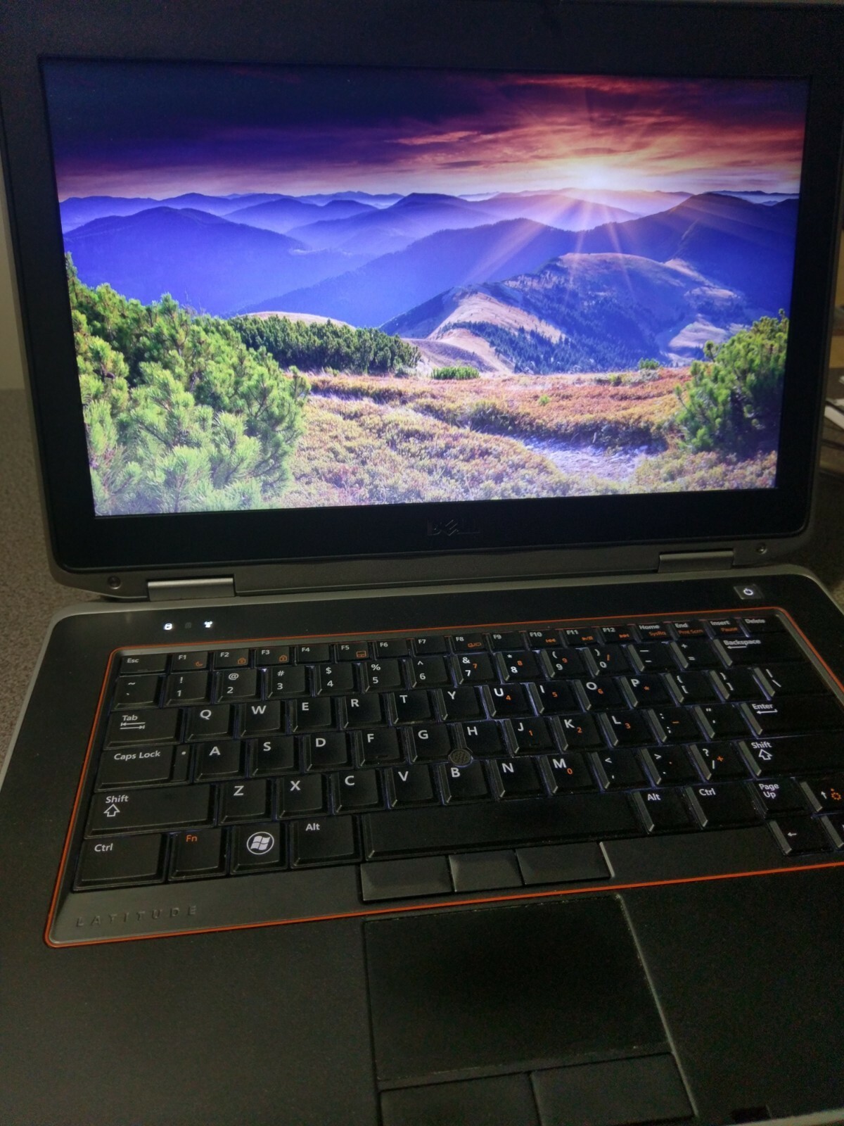 Dell Latitude E6420 14.1″ (320GB, Intel Core i5 2nd Gen., 2.50GHz, 8Gb) Laptop –